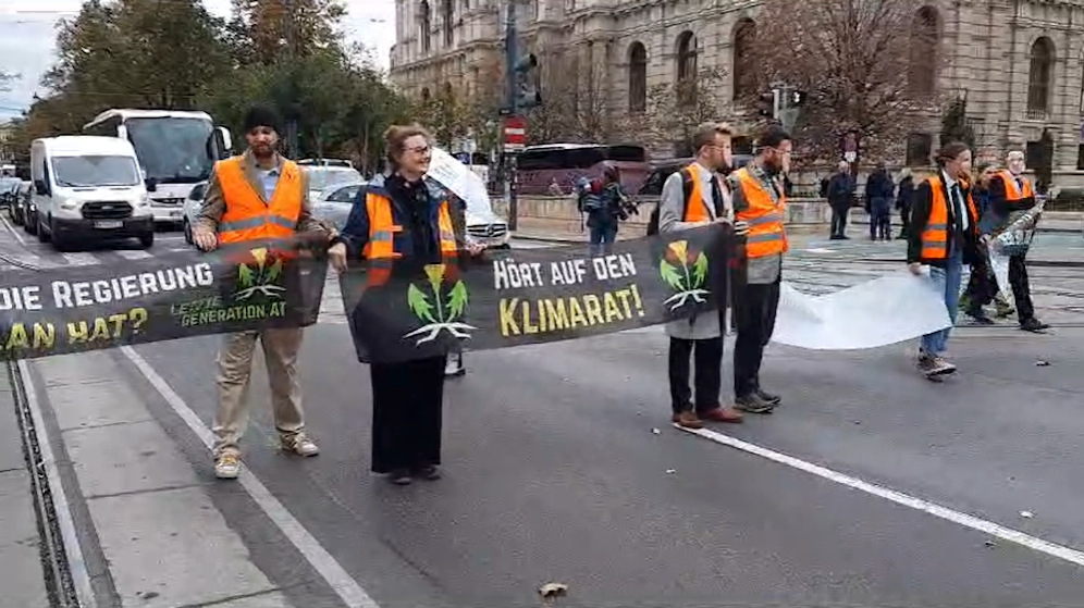 Die Blockade-Aktion auf der Wiener Ringstraße.